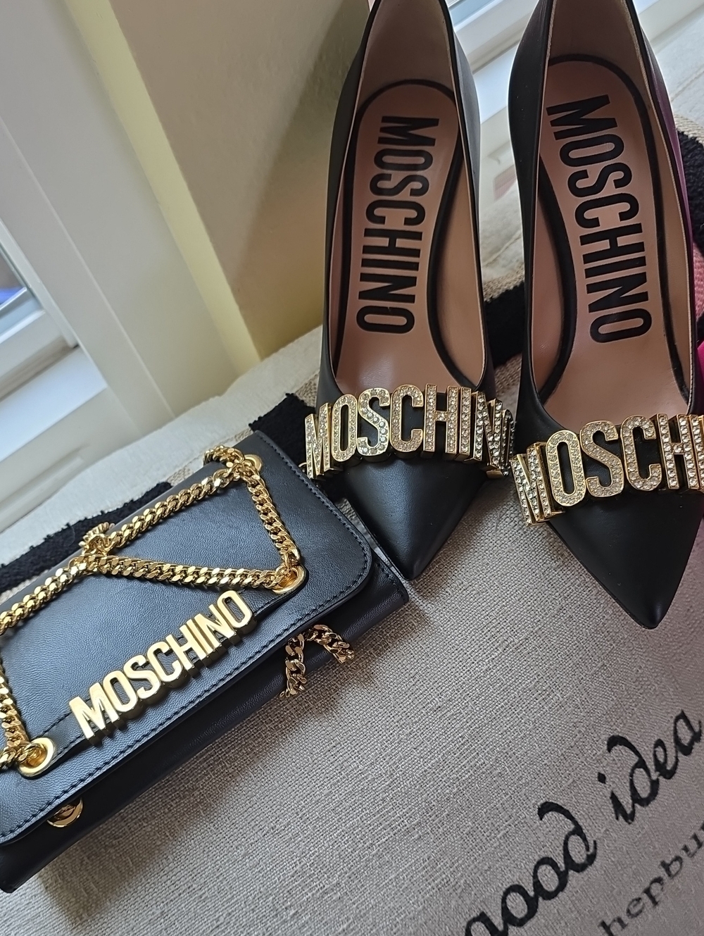 Moschino Black and Gold Leather Wallet Crossbody with Statement Logo - Picture 13 of 13